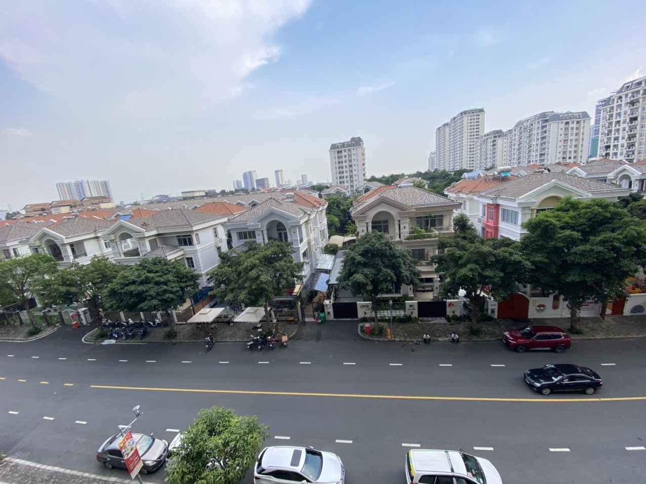 Cho thuê shop tầng 3 làm văn phòng khu Midtown 38m2, giá chỉ: 17 triệu / tháng. Liên hệ xem nhà: hotline Ngọc Thư - 1635