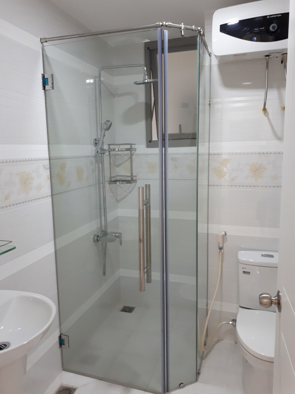 Cho thuê Hưng Phúc Residence, phú mỹ hưng, quận 7.  Diện tích 79m, 2 phòng ngủ, 2 wc nội thất đầy đủ giá chỉ: 17 triệu/ tháng. Quý khách xem nhà liên hệ: hotline Ngọc Thư - 2018