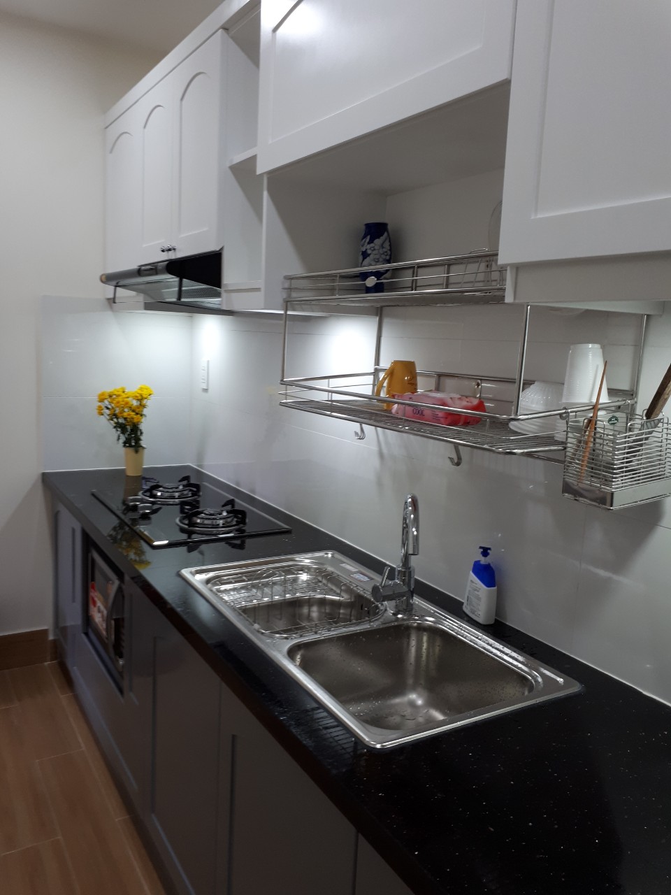 Cho thuê Hưng Phúc Residence, phú mỹ hưng, quận 7.  Diện tích 79m, 2 phòng ngủ, 2 wc nội thất đầy đủ giá chỉ: 17 triệu/ tháng. Quý khách xem nhà liên hệ: hotline Ngọc Thư - 2019
