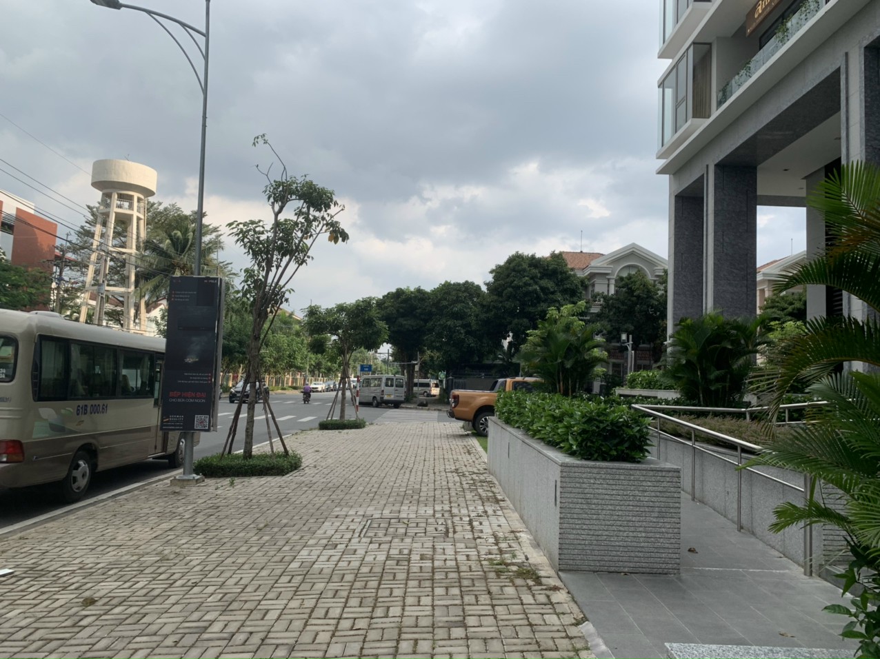Bán Shop Midtow M8,Phú Mỹ Hunng,mặt tiền đường Tân Phú.DT: 141m2, trệt, 1lầu. giá 35 tỷ.Vui lòng liên hệ: hotline /Zalo/Viber - 2038