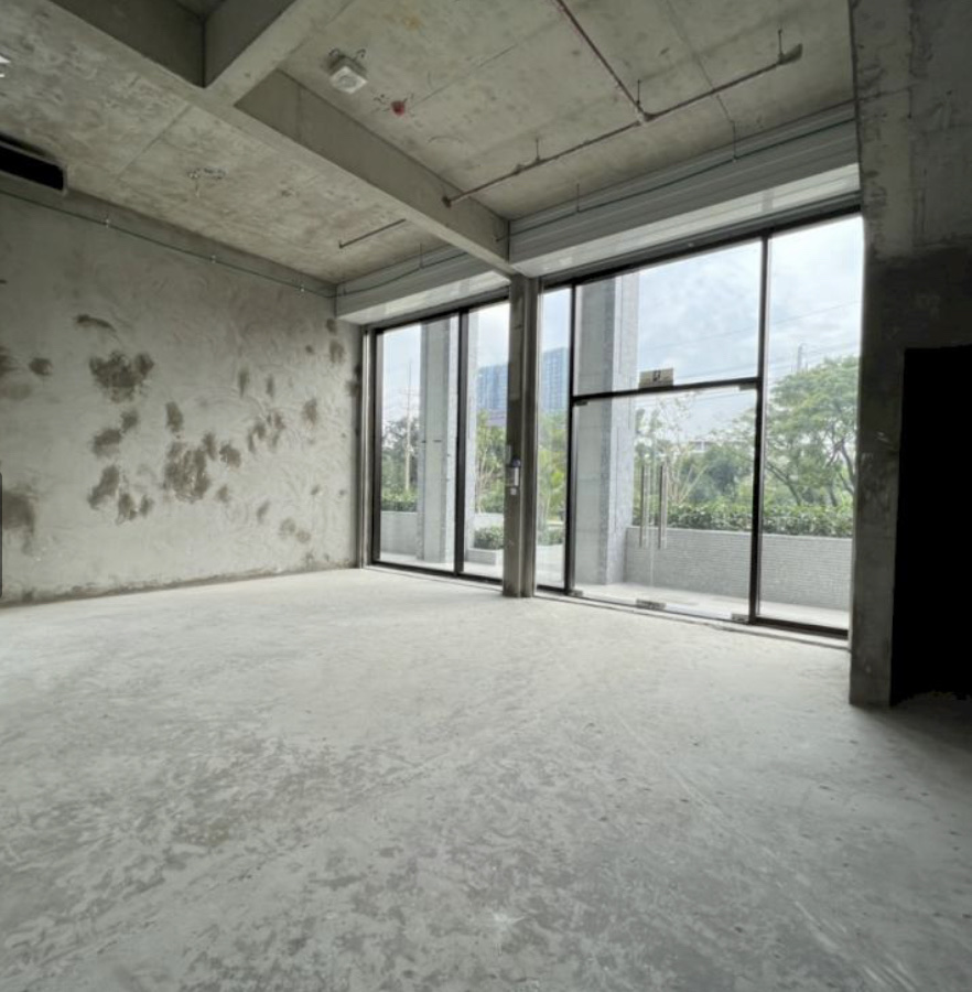 Cho thuê shophouse khu Midtown M8. Mặt tiền đường Tân Phú, diện tích: 125m, 1 trệt, 1 lầu.  Shop thô tiên thiết kế kinh doanh từng ngành nghề. Giá chỉ: 60 triêu/ tháng. Quý khách xem shop liên hệ: hotline Ngọc Thư