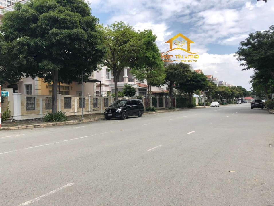 Bán biệt thự tứ lập Mỹ Phú đường lớn, Phú Mỹ Hưng, quận 7, giá: 67,5 tỷ.Vui lòng liên hệ: hotline /Zalo/Viber - 2253