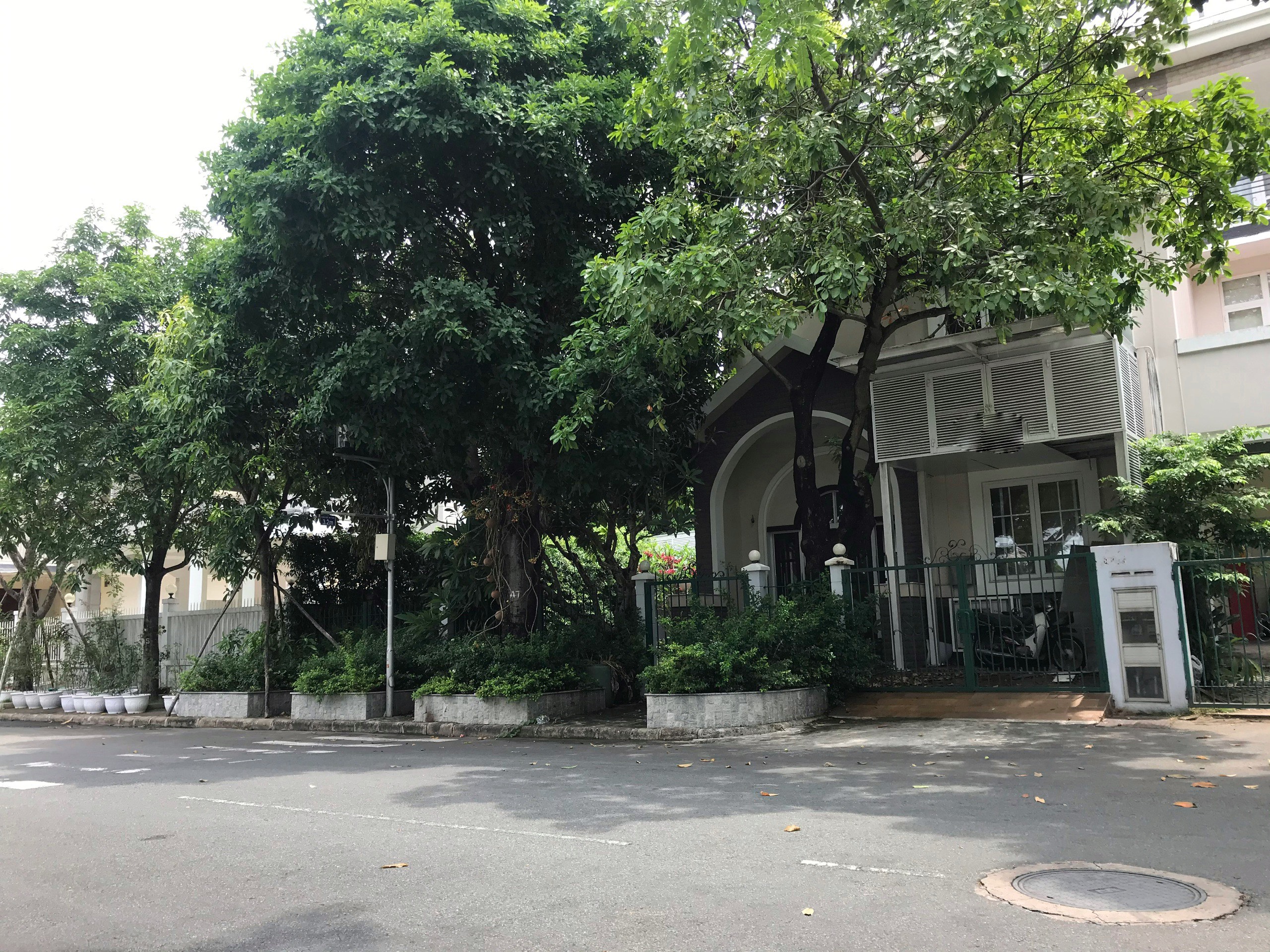 Cho Thuê Biệt Thự Tứ Lập nhìn công viên Phú Mỹ Hưng Quận 7 Giá 70tr/tháng xem nhà liên hệ hotline - 2270