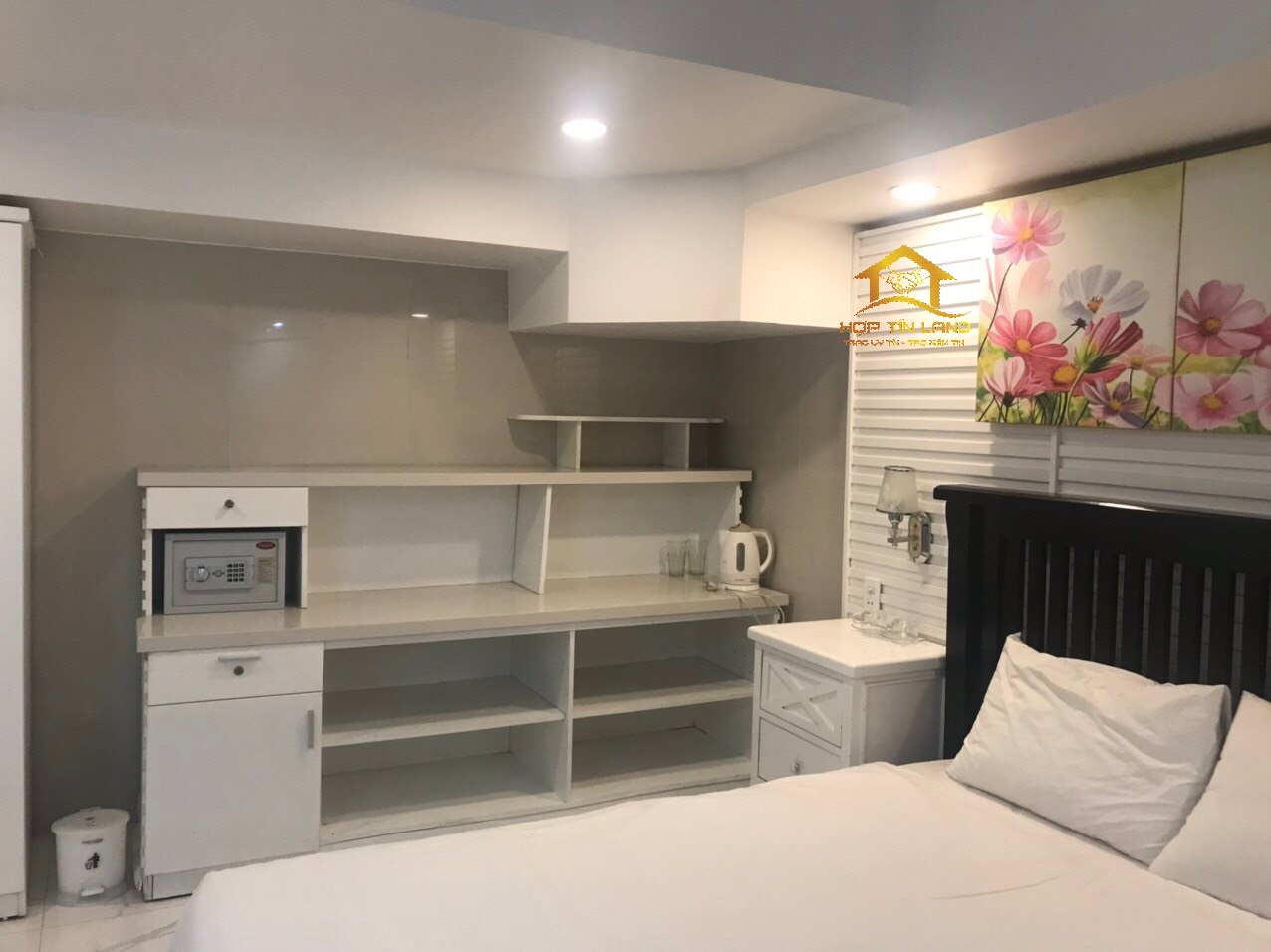 Căn hộ dịch vụ tại Phú Mỹ Hưng, khu Hưng Phước,Giá 8tr/ bao đẹp. Điện 4k. Còn lại miễn phí hết.Vui lòng liên hệ: hotline /Zalo/Viber - 2281