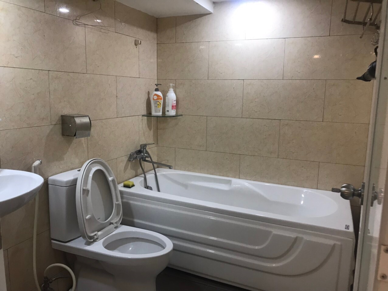 Căn hộ dịch vụ tại Phú Mỹ Hưng, khu Hưng Phước,Giá 8tr/ bao đẹp. Điện 4k. Còn lại miễn phí hết.Vui lòng liên hệ: hotline /Zalo/Viber - 2282