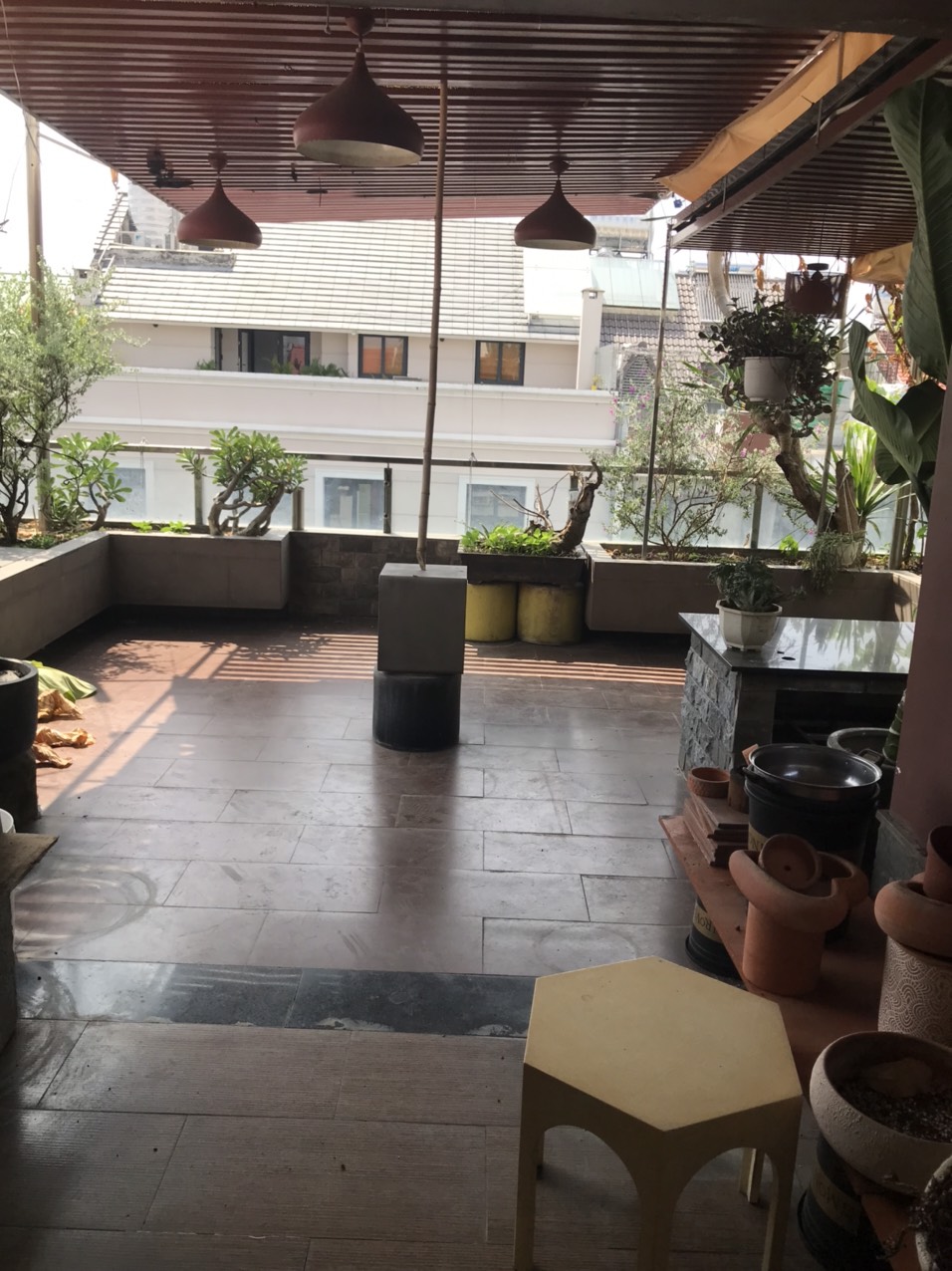 Cho thuê nhà phố kinh doanh Hưng Gia Phú Mỹ Hưng. Diện tích 6x18,5m. Trệt, lửng, 3 lầu. Nhà trống tiện thiết kế theo ý khách thuê. Đường nội khu giá rẻ nhất thị trường chỉ 40 triệu. Quý khách xem nhà liên hệ: hotline Ngọc Thư - 2987