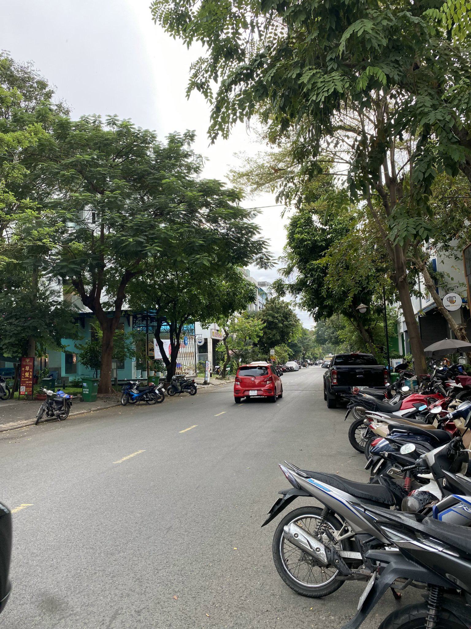 Cho thuê mặt bằng kinh doanh đường Cao Triều Phát. Diện tích 222m2. Thích hợp kinh doanh quán ăn, Showroom... Liên Hệ: hotline Em Thành Luân - 3148