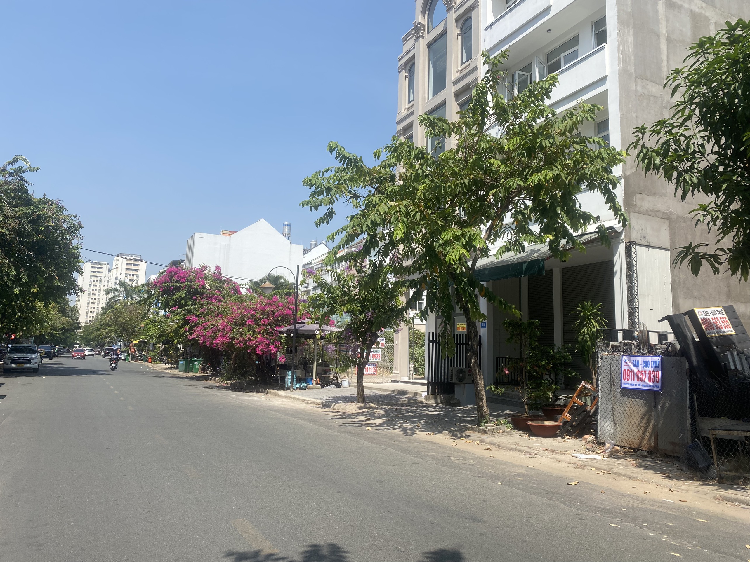 Cần bán đất đường lớn Phan Khiêm Ích. Hướng Nam. Giá 31 tỷ. Liên Hệ: hotline Em Thành Luân-Hợp Tín Land | BĐS Phú Mỹ Hưng – Quận 7 - 3171