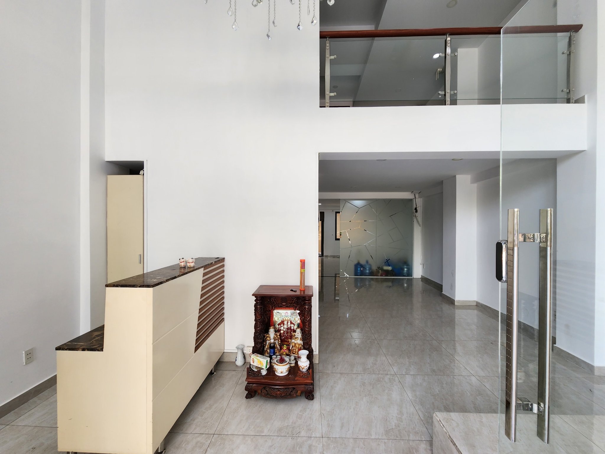 Cho thuê mặt bằng Hầm Trệt và Lửng  giá tốt nhất khu Hưng Gia hiện tại, nhà mới. Quý Anh Chị Liên hệ: hotline Em Thành Luân - 3198