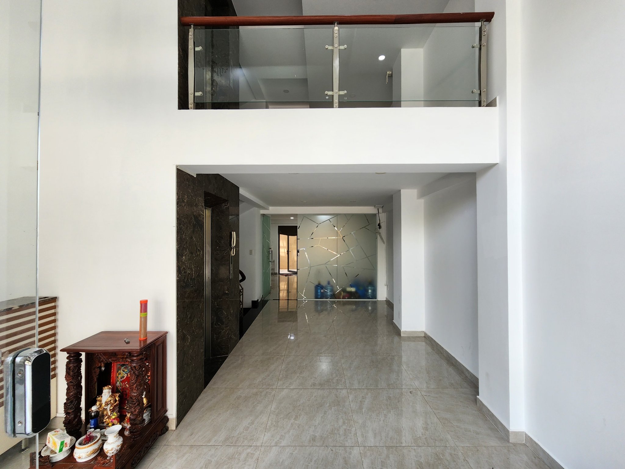 Cho thuê mặt bằng Hầm Trệt và Lửng  giá tốt nhất khu Hưng Gia hiện tại, nhà mới. Quý Anh Chị Liên hệ: hotline Em Thành Luân - 3196