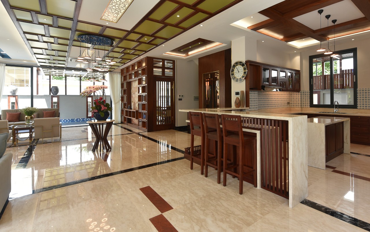 Bán biệt thự 3 lầu khu Nam Thông Phú Mỹ Hưng, Quận 7, DT 20x23m giá bán: 125tỷ còn thương lượng. Liên hệ: hotline Em Thành Luân - 3270