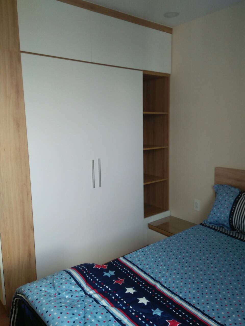 Cho thuê Hưng Phúc Residence, diện tích 98m, 3 phòng ngủ, 2 wc . Nội thất đầy đủ, lầu cao.  Giá chỉ: 25 triệu/ tháng. Quý khách xem nhà liên hệ: hotline Ngọc Thư - 3782