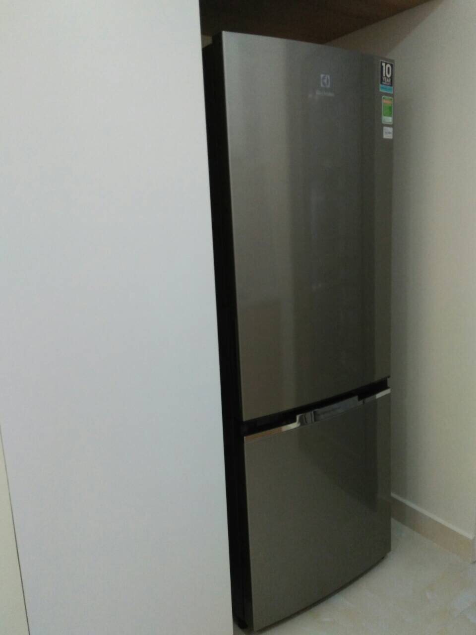 Cho thuê Hưng Phúc Residence, diện tích 98m, 3 phòng ngủ, 2 wc . Nội thất đầy đủ, lầu cao.  Giá chỉ: 25 triệu/ tháng. Quý khách xem nhà liên hệ: hotline Ngọc Thư - 3783