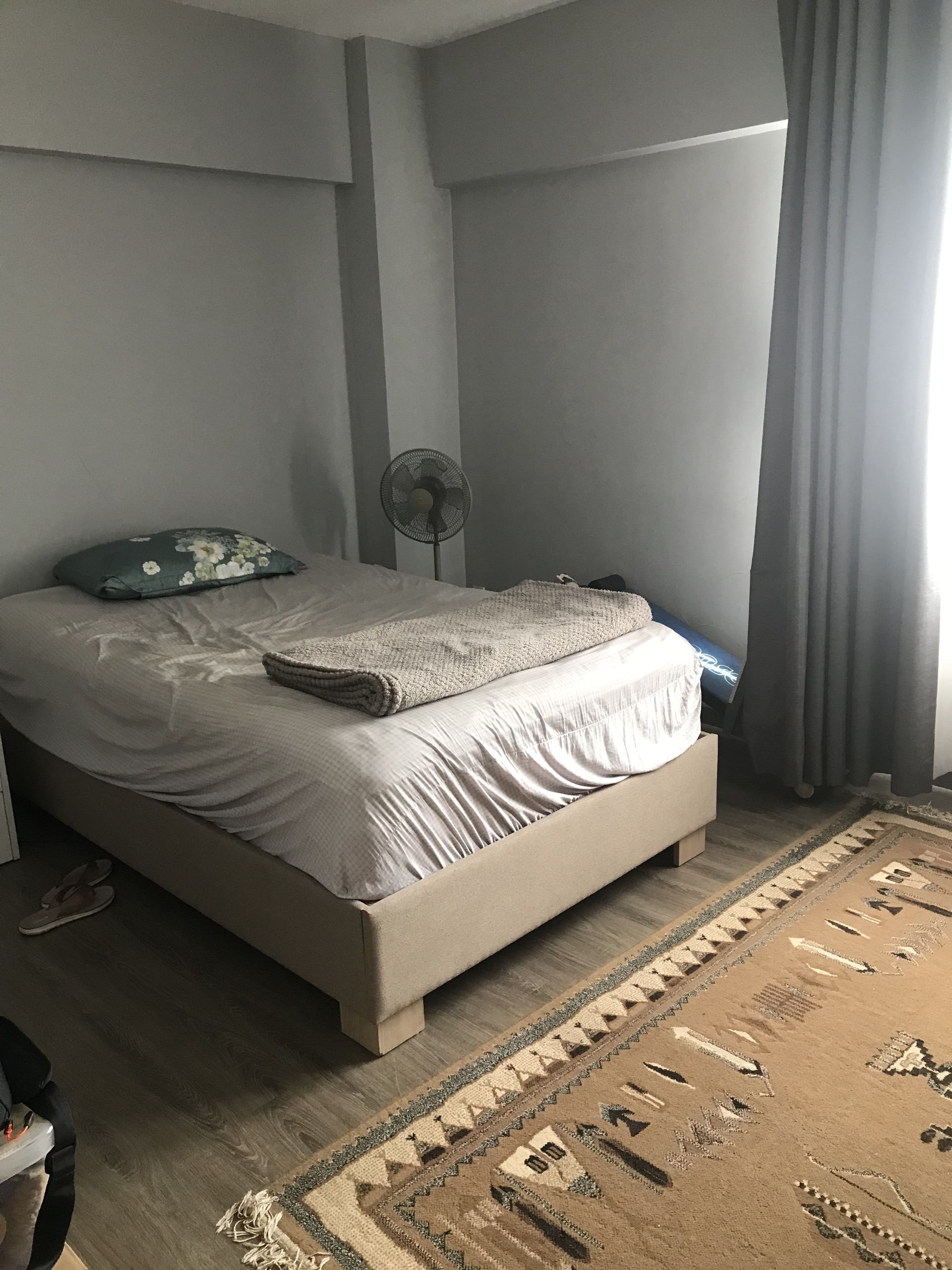 Cần bán căn hộ Thông tầng Mỹ Khánh Phú Mỹ Hưng. Diện 198m, nội thất đầy đủ, 4 phòng ngủ, phòng khách, bếp. Giá chỉ: 9,5 tỷ. Quý khách xem nhà liên hệ: hotline Ngọc Thư ( zalo, viber) - 3914