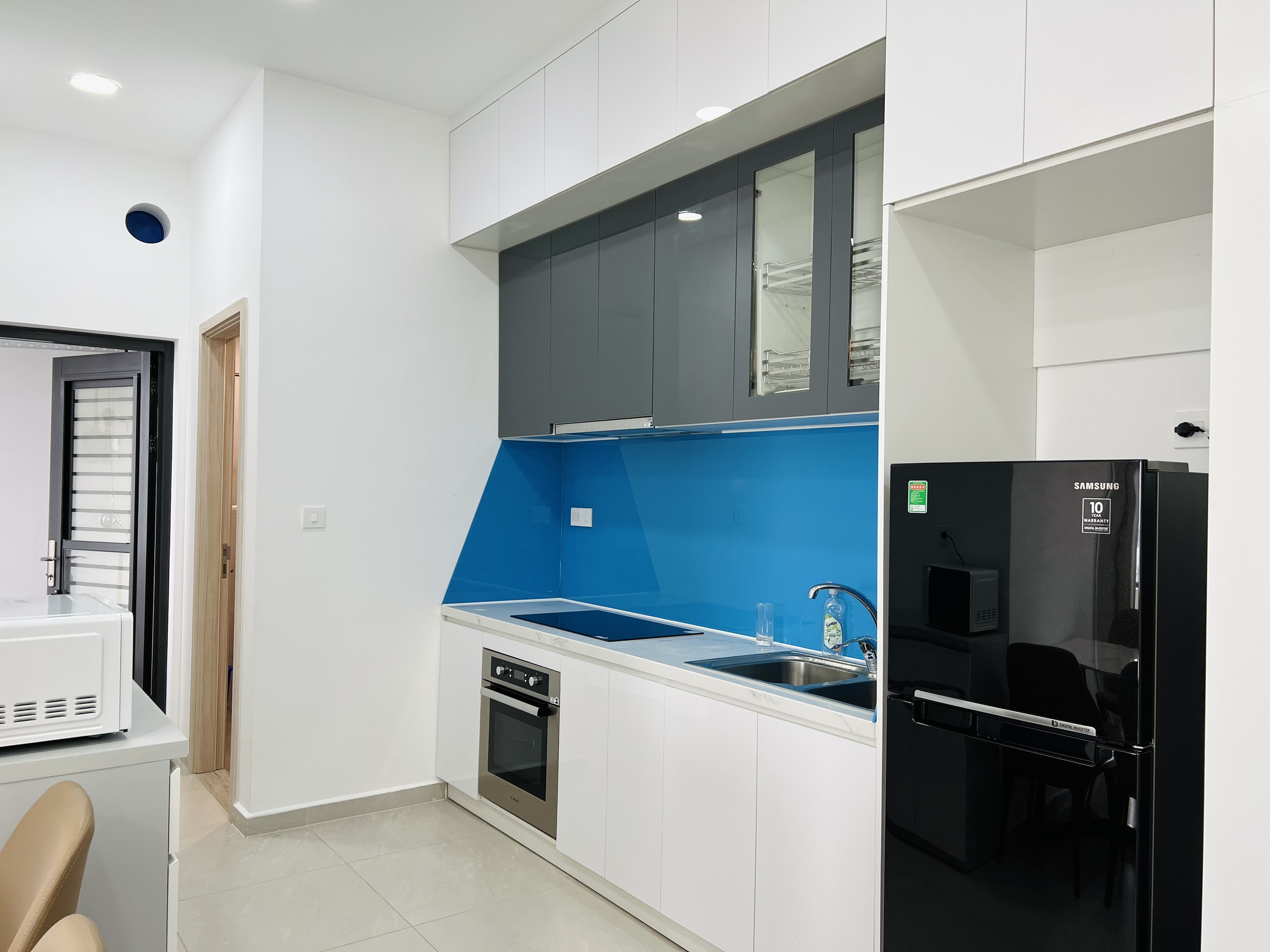 Cần cho thuê căn hộ Hưng Phúc Premier Phú Mỹ Hưng. Diện tích: 69m, 2 Phòng ngủ, 2wc, nội thất cao cấp. giá chỉ 18 triệu/ tháng. Quý khách xem nhà liên hệ: hotline Ngọc Thư ( zalo, viber) - 4035