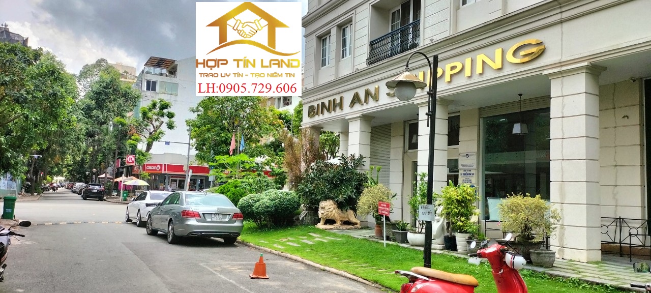Phú Mỹ Hưng ,Cho thuê mặt bằng trệt Hưng Gia 3, DT:333m2( 18x18,5),nội thất cơ bản. Giá 2.500$/ tháng. Vui lòng liên hệ:Hoàng Cường  hotline /Zalo