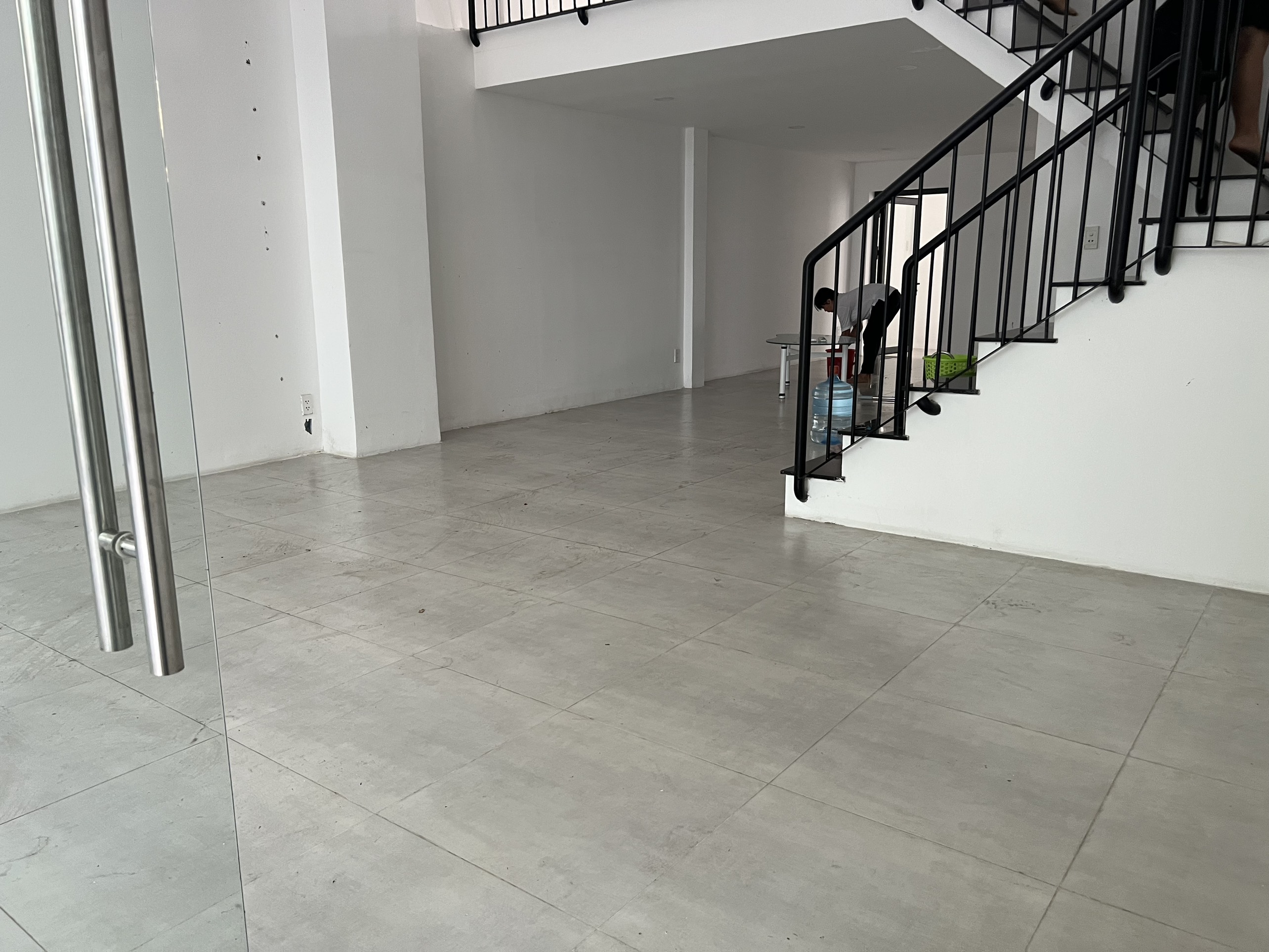 Cho thuê nhà phố nội khu Hưng Phước 4, Phú Mỹ Hưng. Cạnh khu Sky Garden sầm uất. Nhà trống dễ setup. Liên hệ: hotline Em Thành Luân - 4242