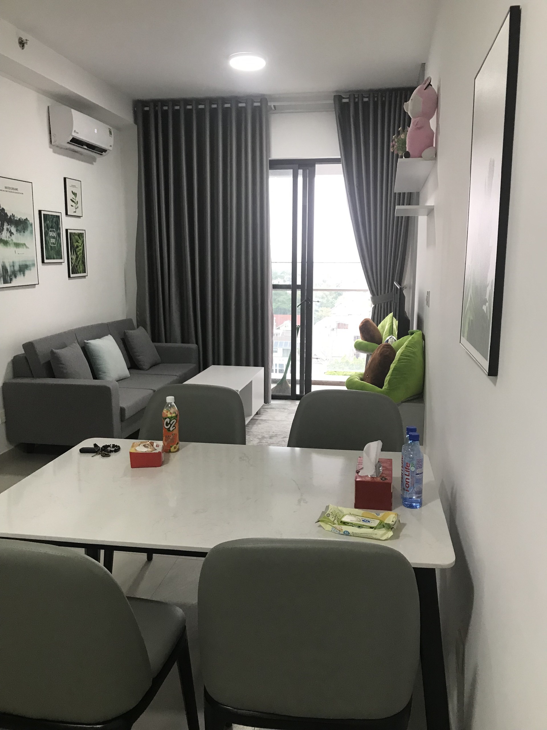 Cho thuê căn hộ Hưng Phúc Premier Phú Mỹ Hưng. Diện tích: 69 m, 2 phòng ngủ, nội thất đầy đủ, lầu cao. Giá chỉ: 18 triệu/ tháng. Quý khách xem nhà liên hệ: hotline Ngọc Thư ( zalo, viber)