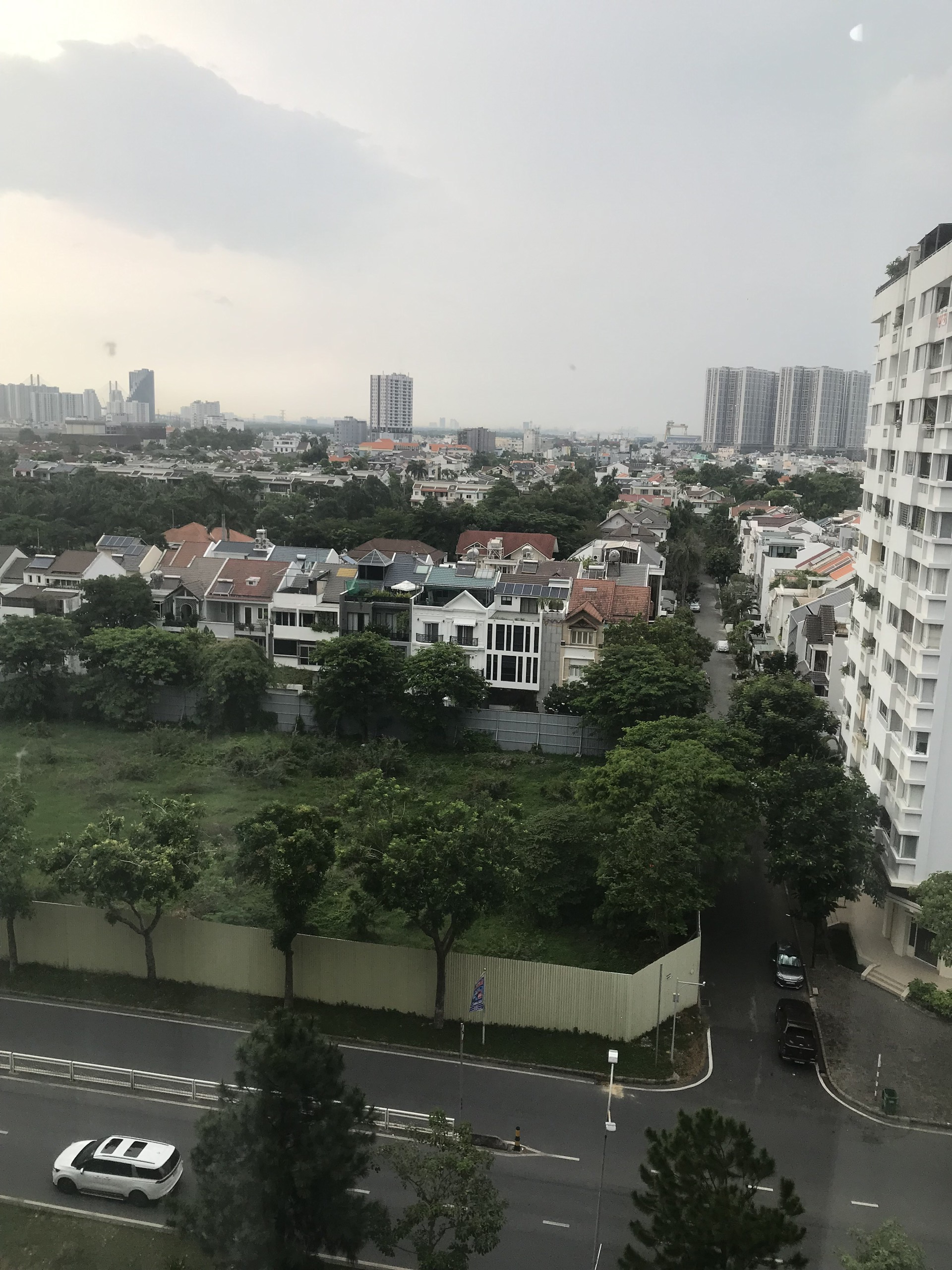 Cho thuê căn hộ Hưng Phúc Premier Phú Mỹ Hưng. Diện tích: 69 m, 2 phòng ngủ, nội thất đầy đủ, lầu cao. Giá chỉ: 18 triệu/ tháng. Quý khách xem nhà liên hệ: hotline Ngọc Thư ( zalo, viber) - 4593