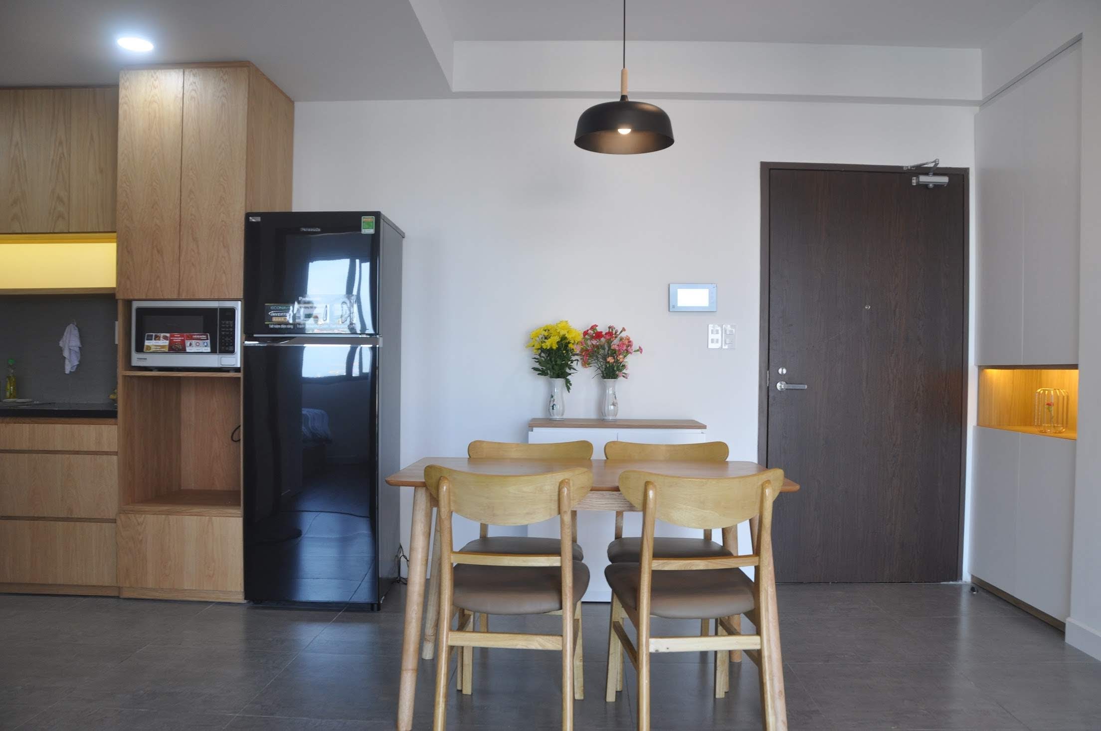 Cho thuê căn hộ Hưng Phúc Residence Phú Mỹ Hưng. Diện tích: 78 m, 2 phòng ngủ, nội thất đầy đủ, lầu cao. Giá chỉ: 17 triệu/ tháng. Quý khách xem nhà liên hệ: hotline Ngọc Thư( zalo, viber) - 4645