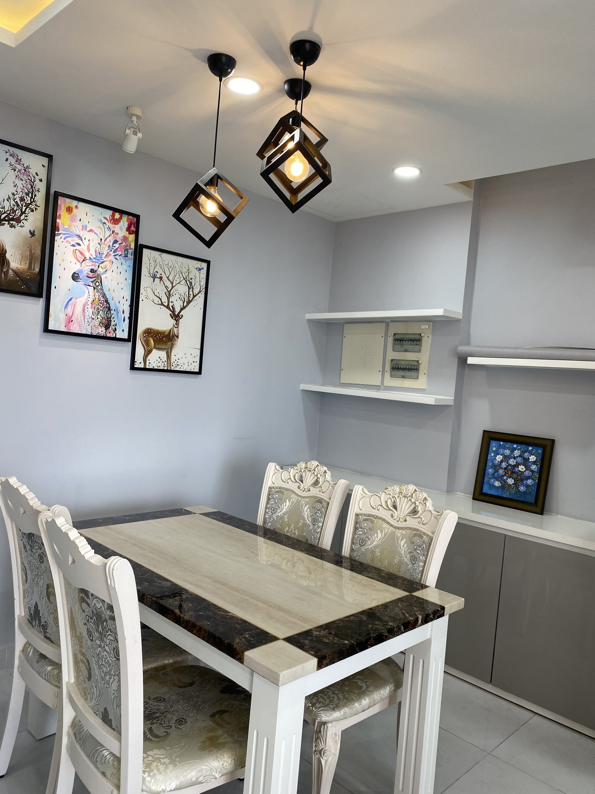 Cho thuê căn hộ Hưng Phúc Residence Phú Mỹ Hưng. Diện tích: 81,78 m, 2 phòng ngủ, nội thất đầy đủ, lầu cao. Giá chỉ: 17 triệu/ tháng. Quý khách xem nhà liên hệ: hotline Ngọc Thư ( zalo, viber) - 4894