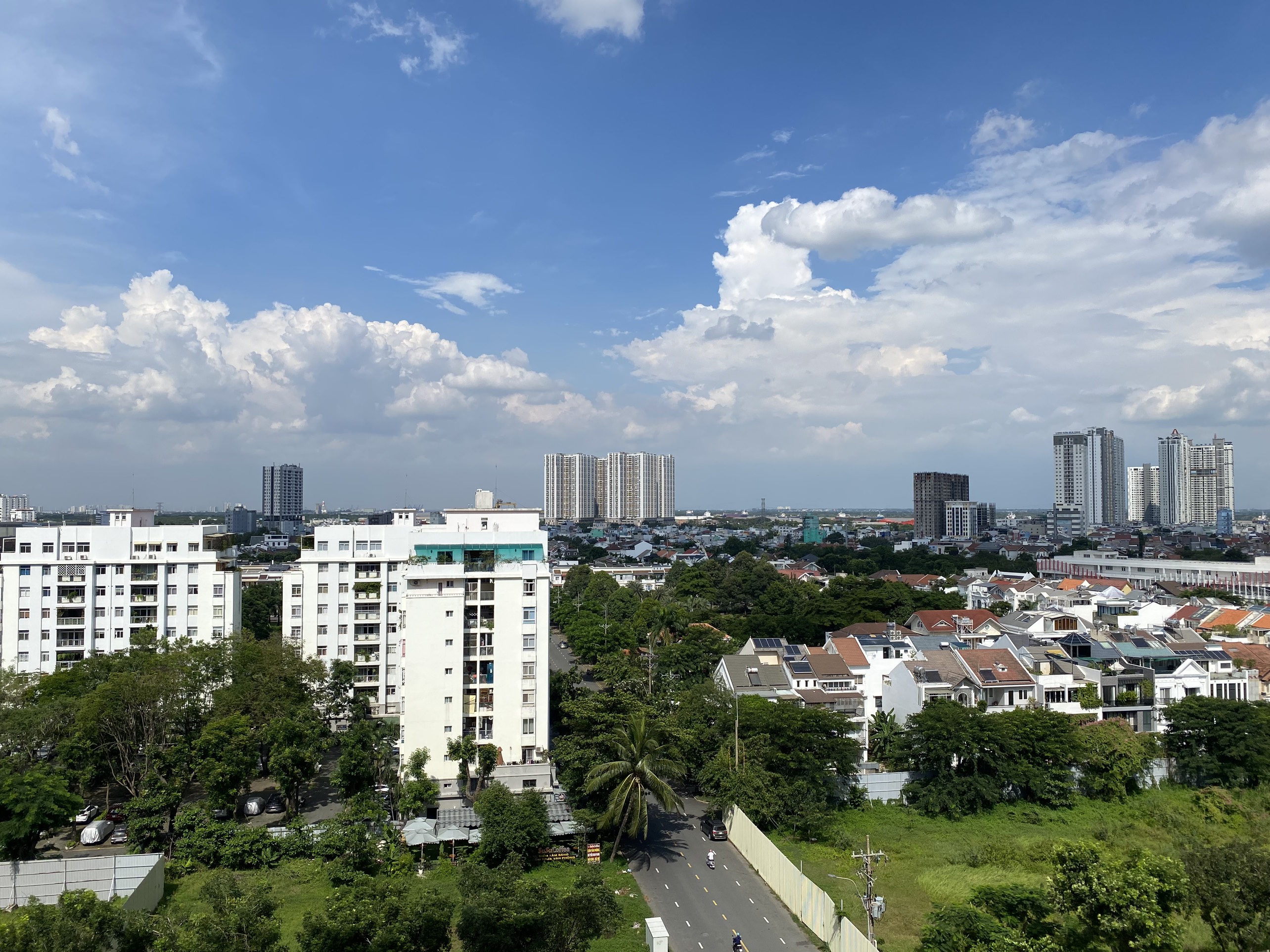 Cho thuê căn hộ Hưng Phúc Residence Phú Mỹ Hưng. Diện tích: 81,78 m, 2 phòng ngủ, nội thất đầy đủ, lầu cao. Giá chỉ: 17 triệu/ tháng. Quý khách xem nhà liên hệ: hotline Ngọc Thư ( zalo, viber) - 4899