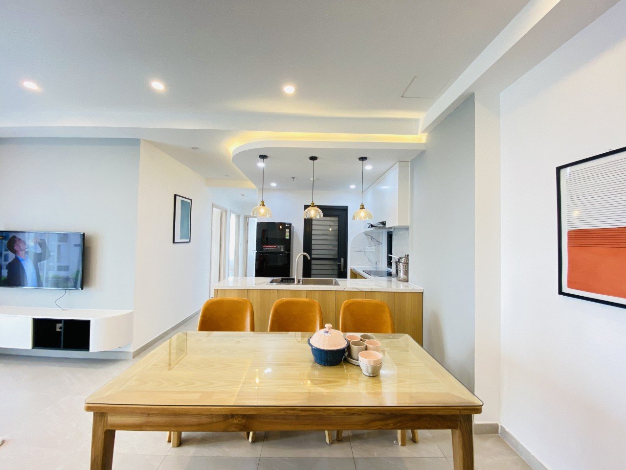 Cần cho thuê căn hộ Hưng Phúc Premier Phú Mỹ Hưng. Diện tích: 90m, 3 Phòng ngủ, 2wc, nội thất cao cấp. giá chỉ 21 triệu/ tháng. Quý khách xem nhà liên hệ: hotline Ngọc Thư ( zalo, viber ) - 5116