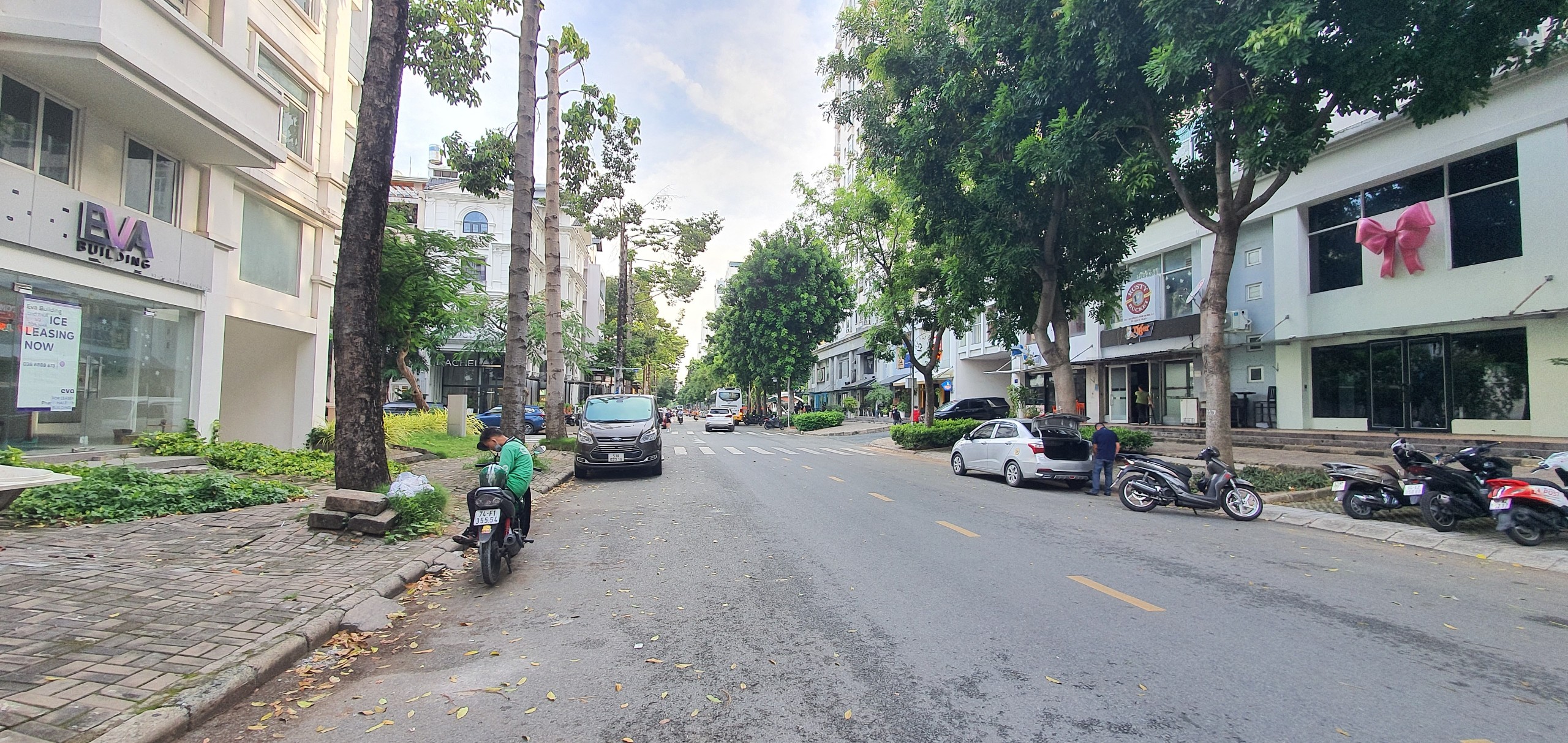 Cho thuê shop sky garden 3 mặt tiền Pham Văn Nghị. Khu trung tầm kinh doanh sầm uất. Cấu trúc trệt + lầu, Liên hệ: hotline Em Thành Luân - 5273