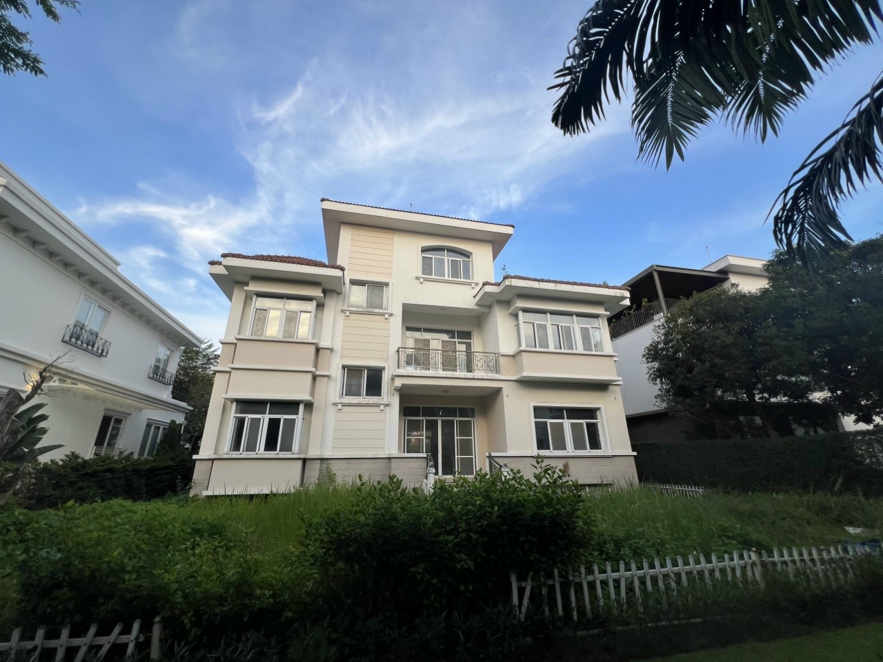 Cần bán biệt thự Phú Mỹ Hưng khu Chateau 520m2 - 170 Tỷ.Khu Compound độc nhất - 5660