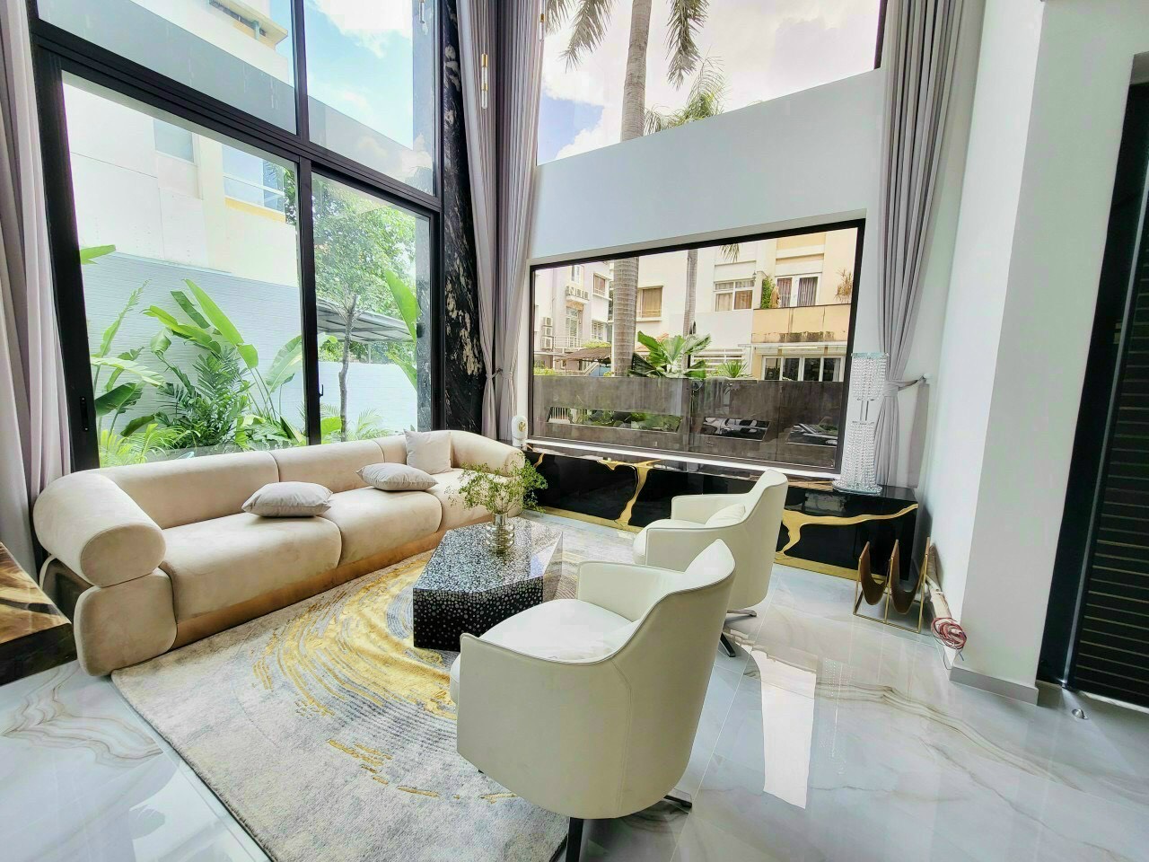 Bán gấp biệt thự tứ lập mỹ thái nhà đẹp giá tốt 68 tỷ còn thương lượng xem nhà liên hệ hotline - 5720