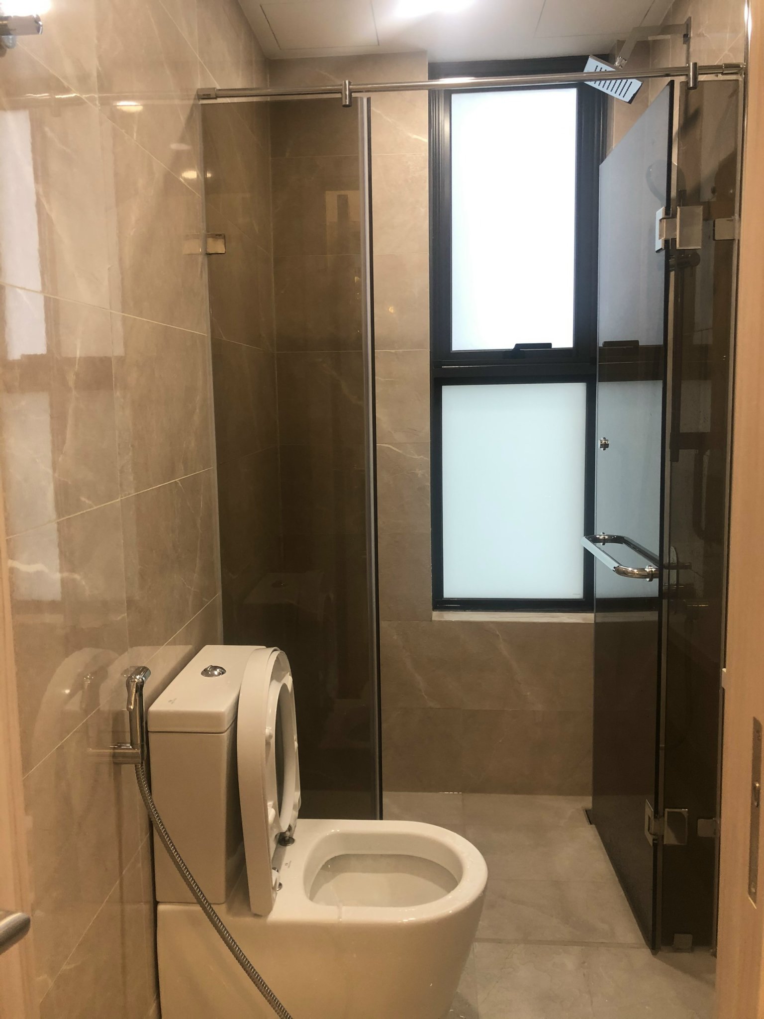 Bán gấp căn hộ Hưng Phúc Premier, phú mỹ hưng, quận 7. Diện tích: 69m, 2 phòng ngủ, nội thất cao cấp, thiết kế sang trọng. Giá chỉ 5,7 tỷ ( bớt ít lộc) . Liên hệ: hotline Ngọc Thư ( zalo, viber) - 5746