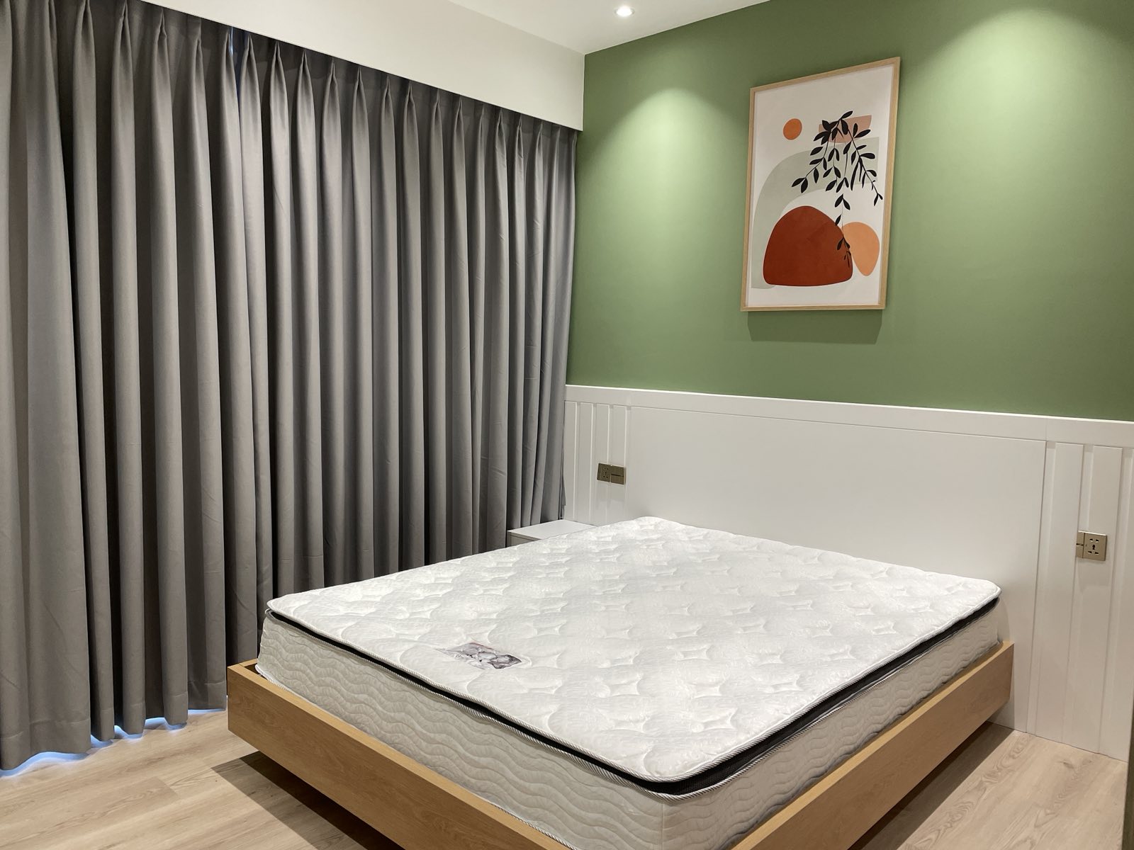 Cần bán căn hộ Ascentia, phú mỹ hưng, quận 7. Diện tích: 109m, 3 phòng ngủ, nội thất đầy đủ. Gía chỉ: 9 tỷ. Liên hệ: hotline Ngọc Thư ( zalo, viber) - 5774