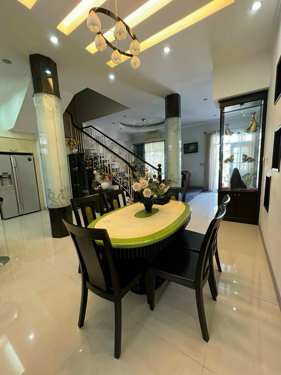 Phú Mỹ Hưng, Q.7,Bán biệt thự rẻ nhất  khu Hưng Thái1, giá 25,xx tỷ,126m2, NT Cao Cấp Vui Lòng LH: HOÀNG CƯỜNG - 5855