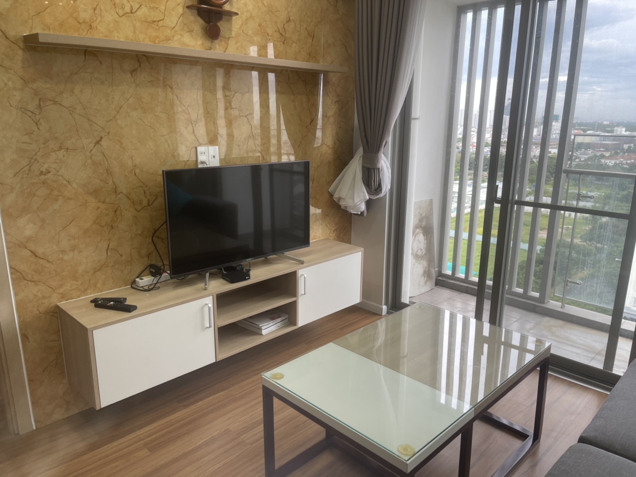 Cho thuê căn hộ Hưng Phúc phú mỹ hưng quận 7. 2 phòng ngủ, 2wc, nội thất đầy đủ . Gía chỉ 17tr/ tháng. Liên hệ: hotline Ngọc Thư ( zalo, viber)