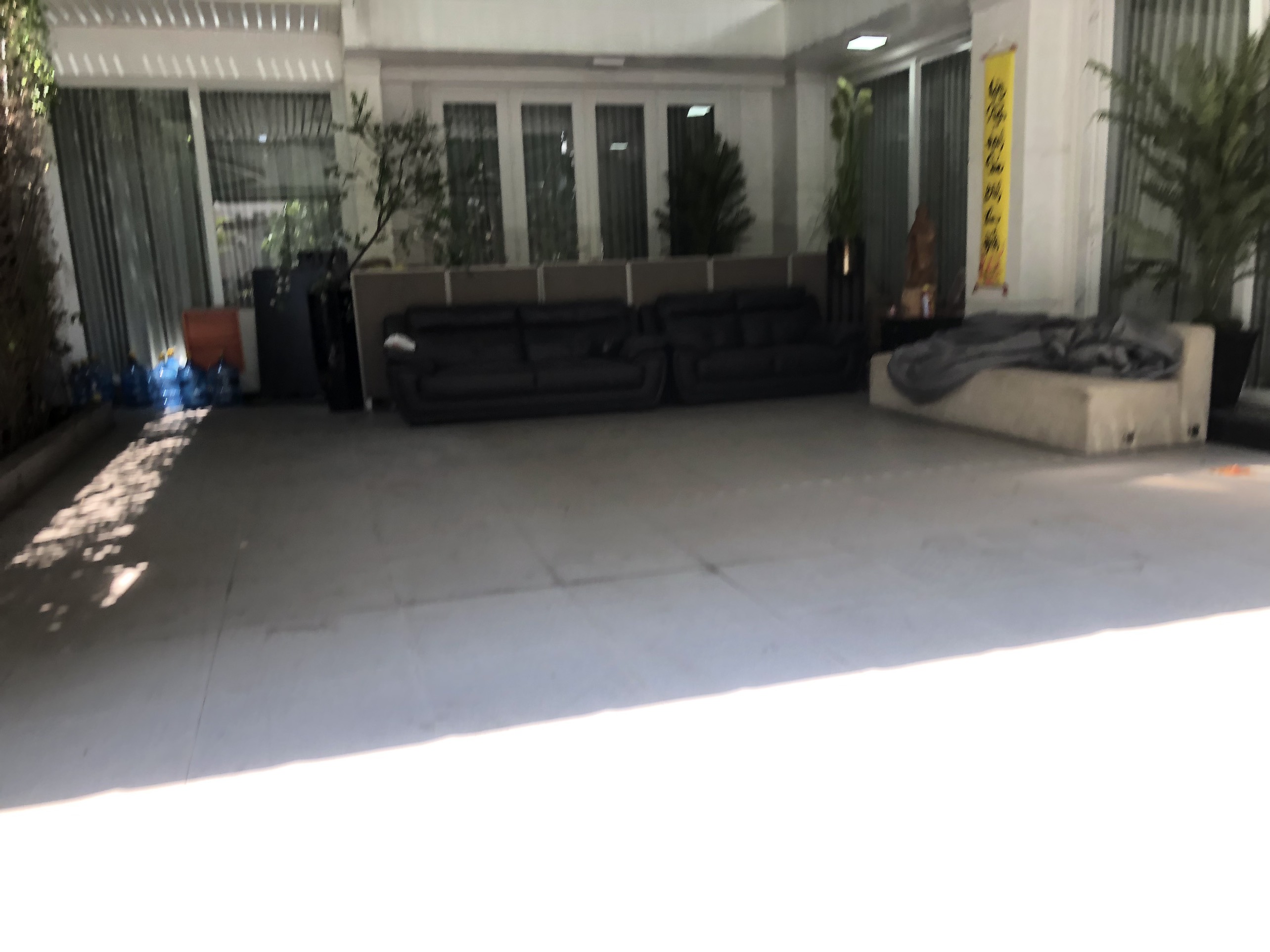 Siêu phẩm cần cho thuê gấp biệt thự tứ lập Mỹ Phú nhà nội thất cực kỳ đẹp dọn vào ở ngay,giá 100tr còn TL Xem Nhà liên hệ hotline - 6000