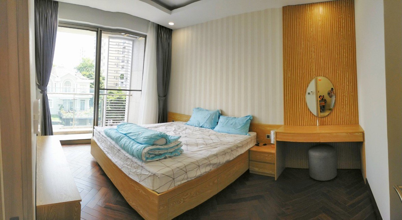 Cho thuê căn hộ Midtown , Phú Mỹ Hưng. Diện tích: 90m, 2 phòng ngủ. Nội thất cao cấp, giá chỉ 23 triệu/ tháng. Quý khách xem nhà liên hệ: hotline Ngọc Thư ( zalo, viber) - 6067