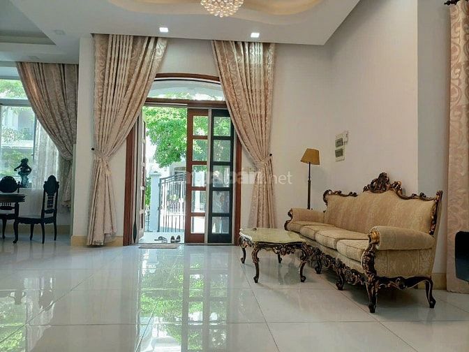 Bán gấp Villa đường Nội khu Nam Viên - PMH - Q.7, DT: 17x16m, 1T2L, giá chỉ: 79 tỷ TL. LH: Tú Anh hotline