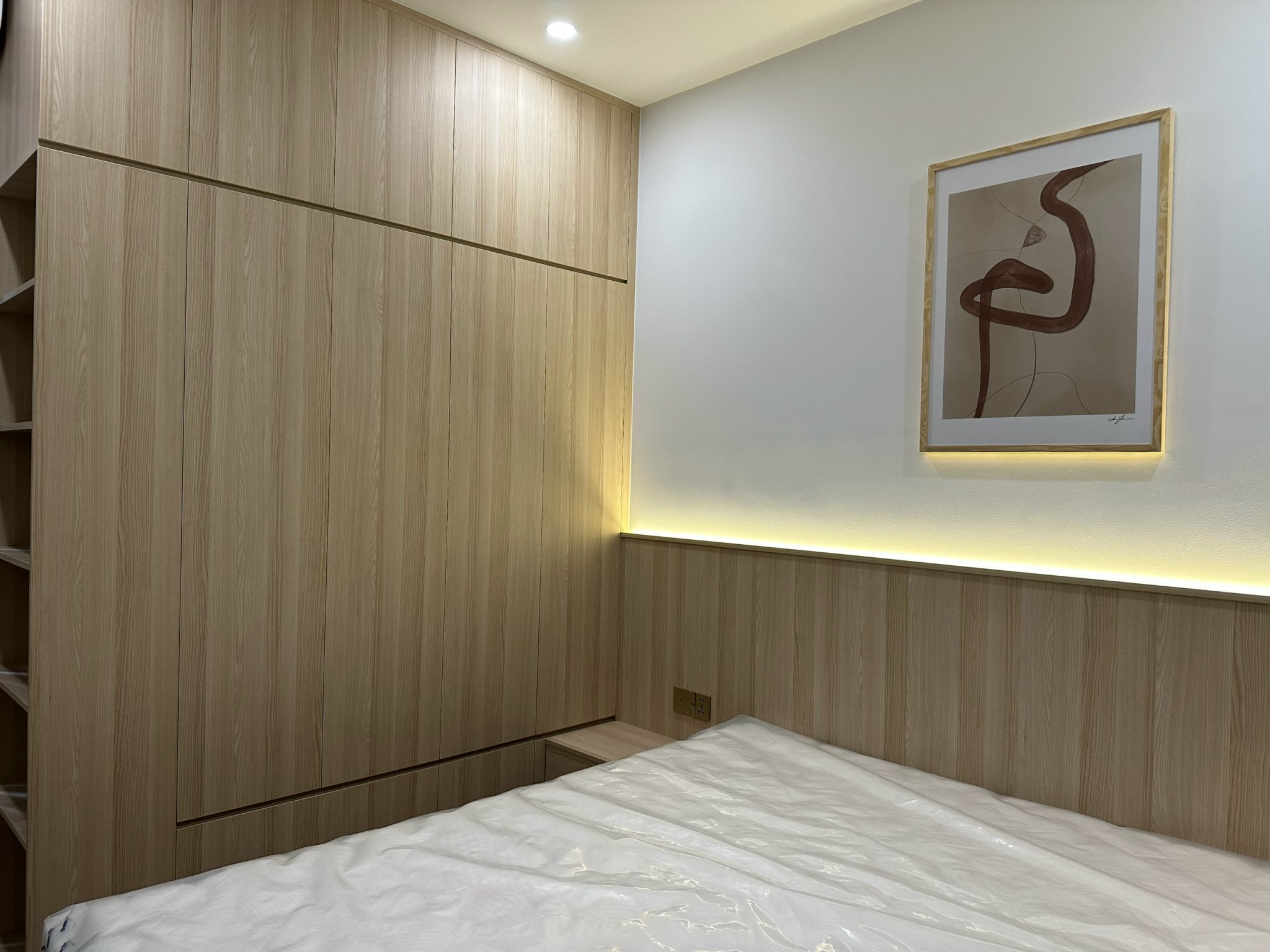 Cho thuê căn hộ cao cấp 1 phòng ngủ Ascentia, phú mỹ hưng, quận 7. DT: 55m, nội thất đầy đủ, giá chỉ có 19 tr/ tháng. Liên hệ Ngọc Thư: hotline xem nhà ngay ( zalo, viber) - 6404