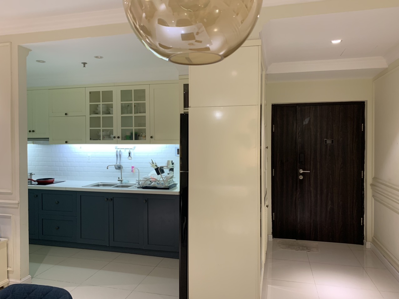 Cho thuê căn hộ cao cấp 3 phòng ngủ Green Valley phú mỹ hưng, quận 7. Diện tích: 118m, nội thất cao cấp, giá chỉ: 33 triệu/ tháng. Qúy khách xem nhà liên hệ: hotline Ngọc Thư ( zalo, vbier) - 6543