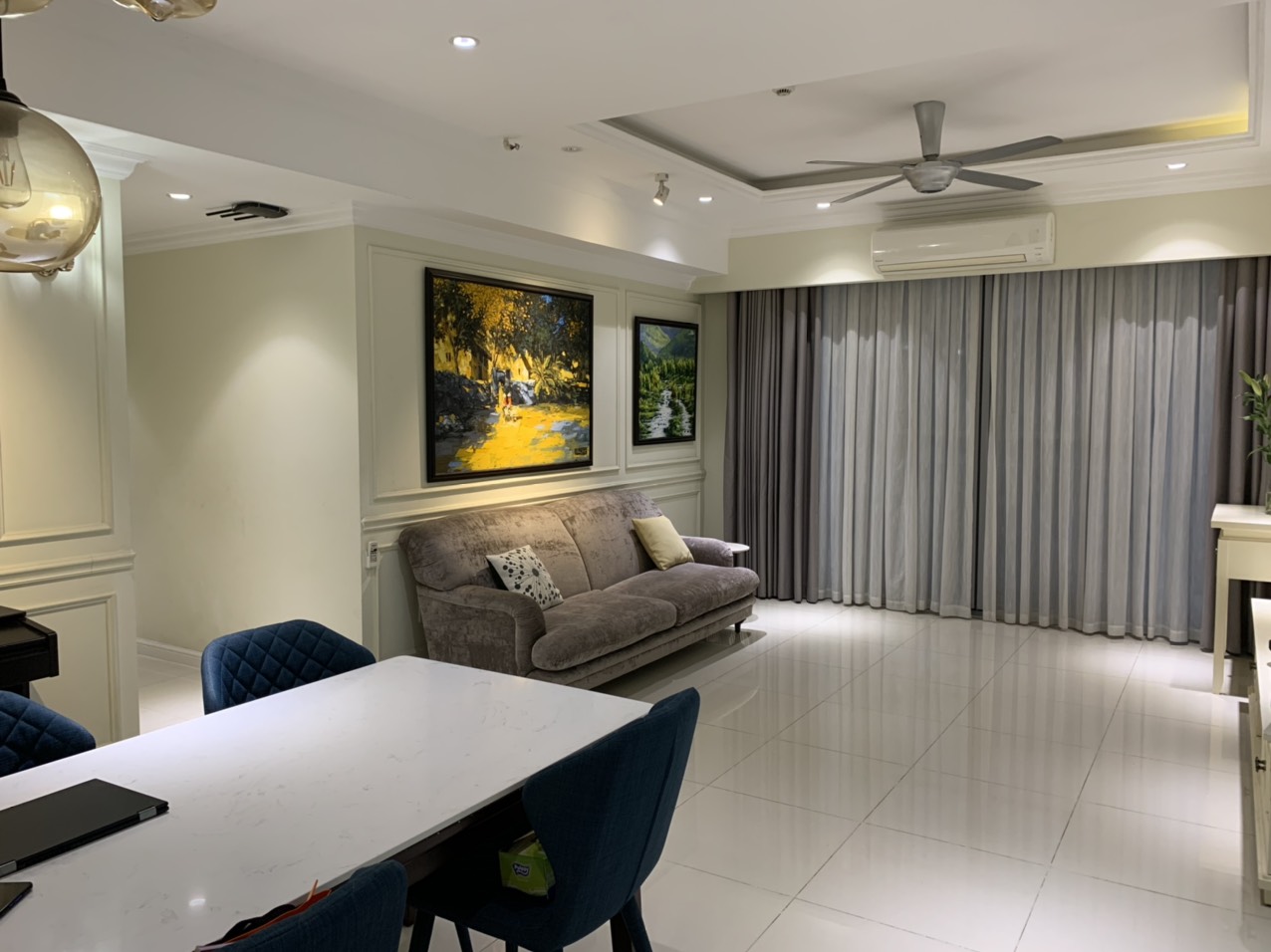 Cho thuê căn hộ cao cấp 3 phòng ngủ Green Valley phú mỹ hưng, quận 7. Diện tích: 118m, nội thất cao cấp, giá chỉ: 33 triệu/ tháng. Qúy khách xem nhà liên hệ: hotline Ngọc Thư ( zalo, vbier) - 6542