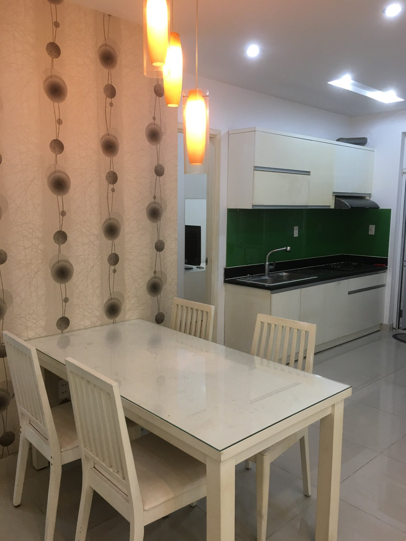 Cho thuê Căn hộ Cao cấp Sky Garden 3, Phú Mỹ Hưng, Q.7, 68 m2. Giá chỉ 12 triệu/tháng. Liên hệ hotline (Đình Hải) - 6837