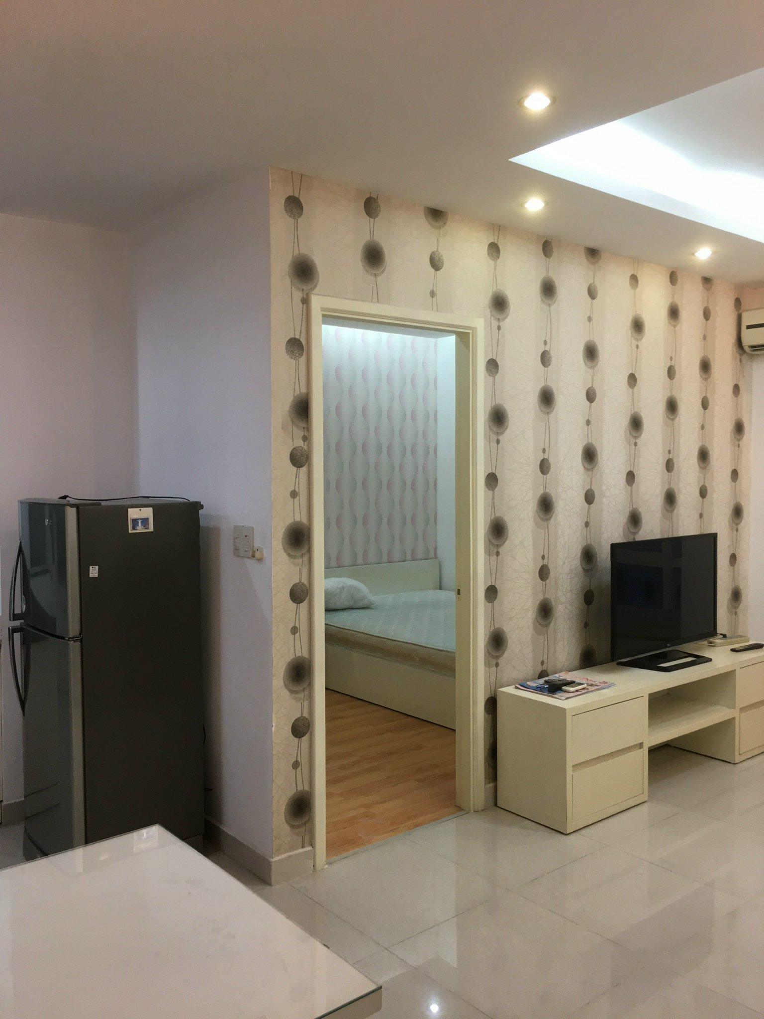 Cho thuê Căn hộ Cao cấp Sky Garden 3, Phú Mỹ Hưng, Q.7, 68 m2. Giá chỉ 12 triệu/tháng. Liên hệ hotline (Đình Hải) - 6834