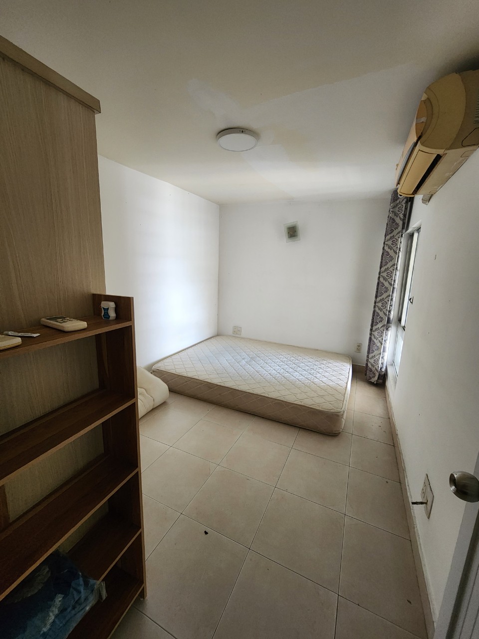Cho thuê nhanh Căn hộ Duplex Sky Garden I, Phú Mỹ Hưng, 170 m2, 4PN, 4WC, Giá siêu rẻ chỉ 18 triệu/tháng. Liên hệ: hotline (Đình Hải) - 6933