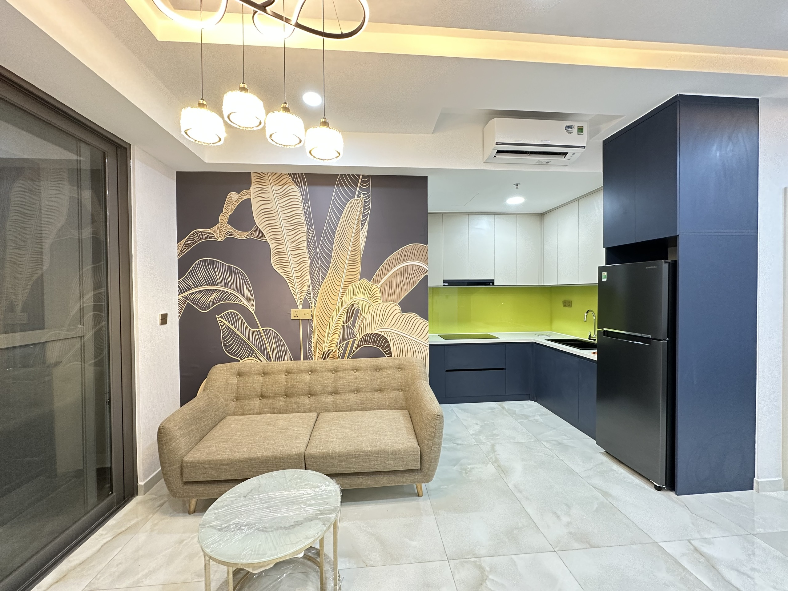 Cho thuê căn hộ cao cấp 1 phòng ngủ khu Ascentia, phú mỹ hưng, 55m, view hồ bơi. Nội thất đầy đủ, cao cấp. Khu an ninh, sang trọng. Gía chỉ 19 triệu/ tháng. Anh chị xem nhà liên hệ: hotline Ngọc Thư ( zalo, viber)