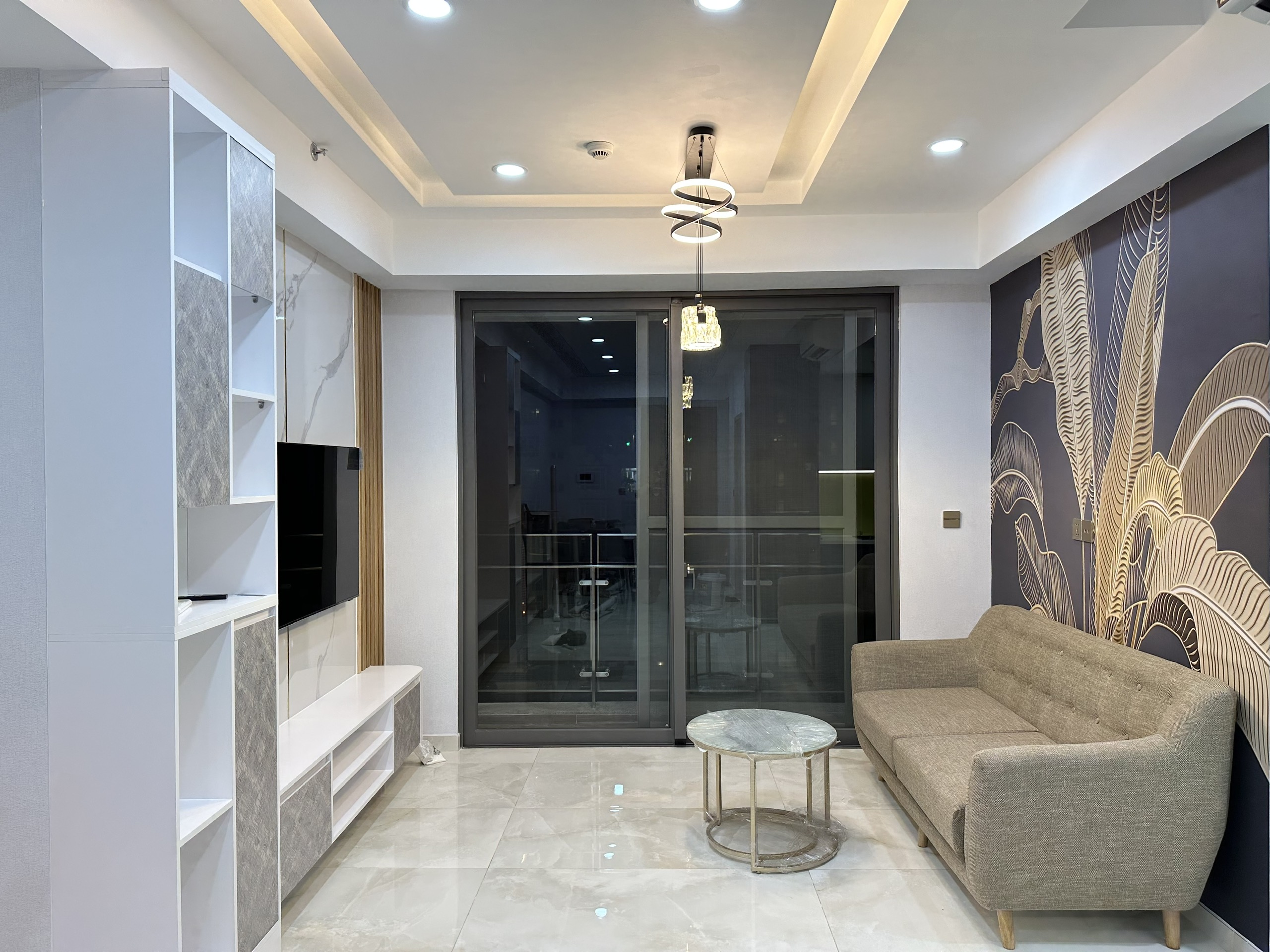 Cho thuê căn hộ cao cấp 1 phòng ngủ khu Ascentia, phú mỹ hưng, 55m, view hồ bơi. Nội thất đầy đủ, cao cấp. Khu an ninh, sang trọng. Gía chỉ 19 triệu/ tháng. Anh chị xem nhà liên hệ: hotline Ngọc Thư ( zalo, viber) - 7041
