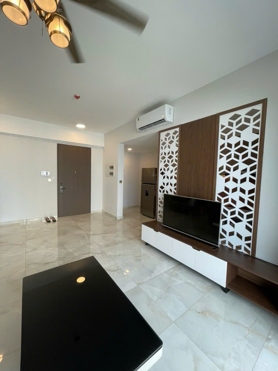 Cho thuê căn hộ Ascentia, phú mỹ hưng, quận 7. Diện tích: 108m, 3 phòng ngủ, nội thất cao cấp, sang trọng, giá chỉ 38tr/ tháng. Anh chị xem nhà liên hệ: hotline Ngọc Thư ( zalo, viber)