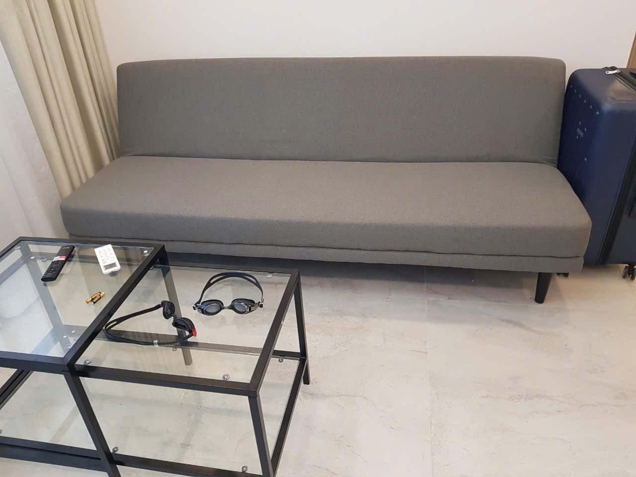 Cho thuê căn hộ Cardinal Court , phú mỹ hưng, quận 7. Dt: 78m, 2 phòng ngủ, nội thất cao cấp, nhà mới chưa ai ở. Gía chỉ 26 triệu/ tháng. Qúy khách xem nhà liên hệ: hotline Ngọc Thư ( zalo, viber)