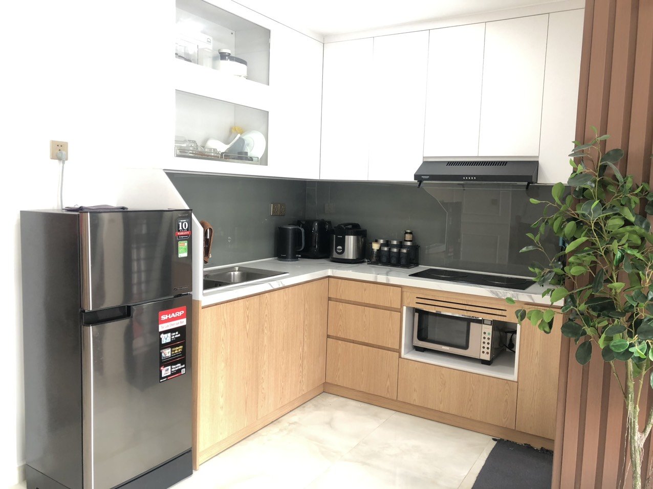 Cần bán căn hộ Ascentia, phú mỹ hưng, quận 7. Diện tích: 55.8 m, thiết kế 1 phòng ngủ rộng, nội thất đầy đủ, giá chỉ: 4,7 tỷ. Qúy khách xem nhà liên hệ: hotline Ngọc Thư ( zalo, viber) - 7408