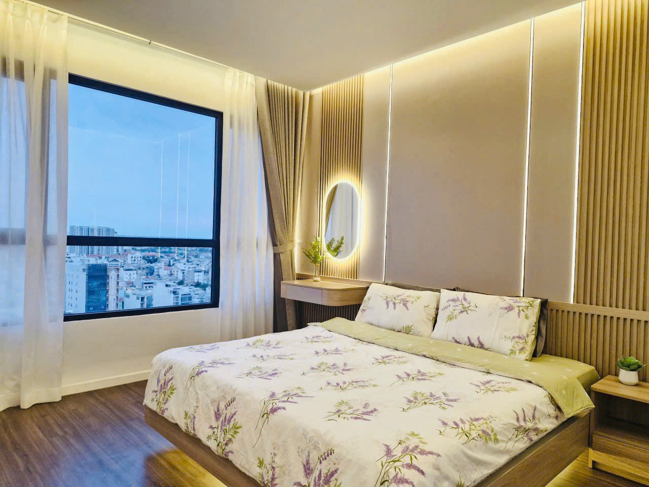 Bán và cho thuê căn hộ 3PN 2WC full nội thất tại The View - Riviera Point Quận 7, căn góc view Đông Nam thoáng gió, nhà mới 100%. LH: Em Nguyên - hotline