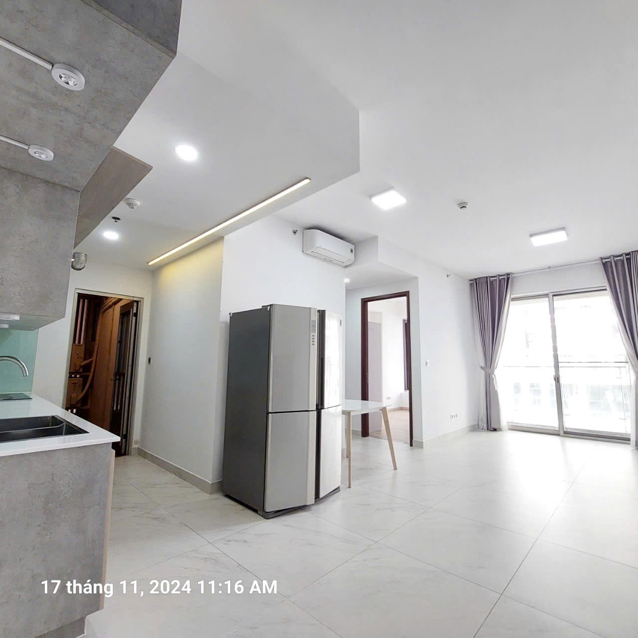 Cho thuê căn hộ Midtown The Singnature, phú mỹ hưng, quận 7. Diện tích: 80m, 2 phòng ngủ, nội thất cơ bản, giá chỉ 20tr/ tháng. Anh chị xem nhà liên hệ: hotline Ngọc Thư ( zalo, viber) - 8126